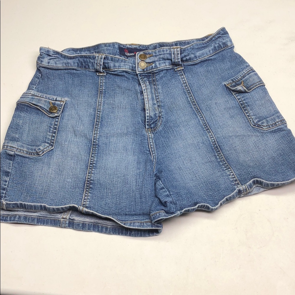 URBAN STAR CARGO STYLE JEAN SHORTS W14/32 ⭐️